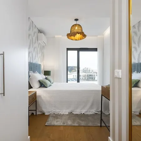 Oceans Whisper By Homie * Фуншал