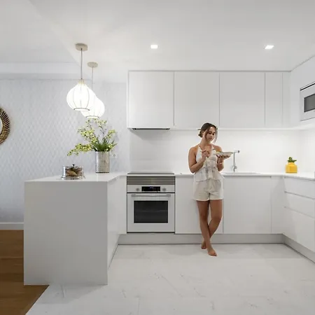 Oceans Whisper By Homie Фуншал