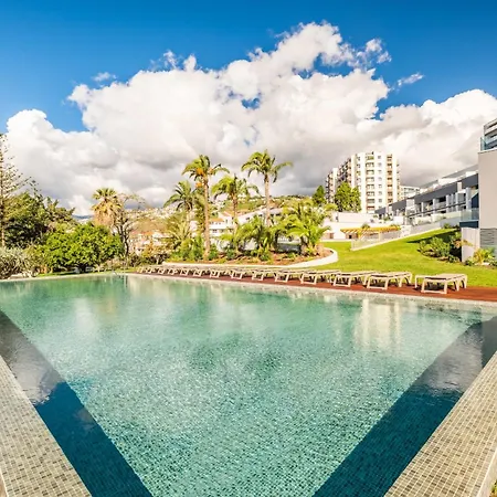 Ocean's Whisper By Madeira Sun Travel Appartement *