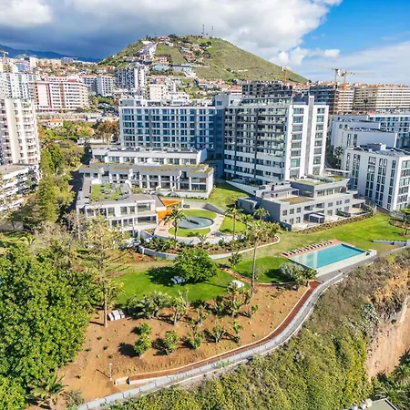 Ocean's Whisper By Madeira Sun Travel Appartement *