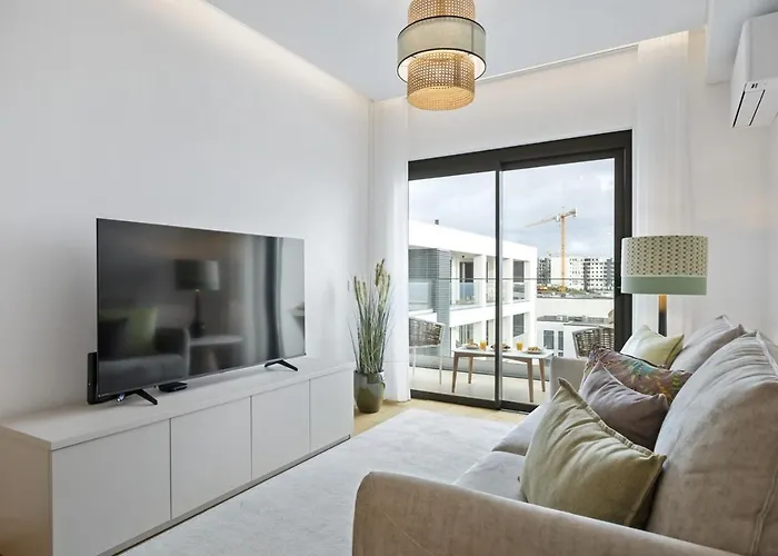 Oceans Whisper By Homie * Funchal (Madeira)