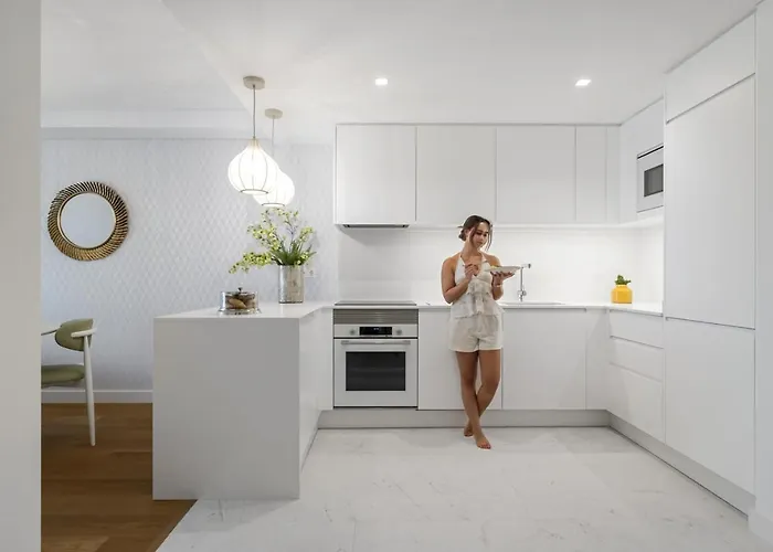 Oceans Whisper By Homie Funchal (Madeira)