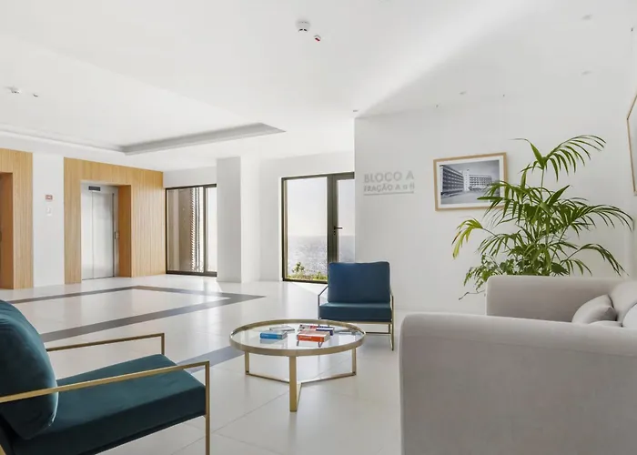 Oceans Whisper By Homie * Funchal (Madeira)