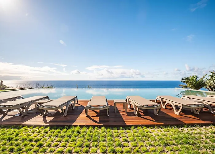 Oceans Whisper By Homie * Funchal (Madeira)