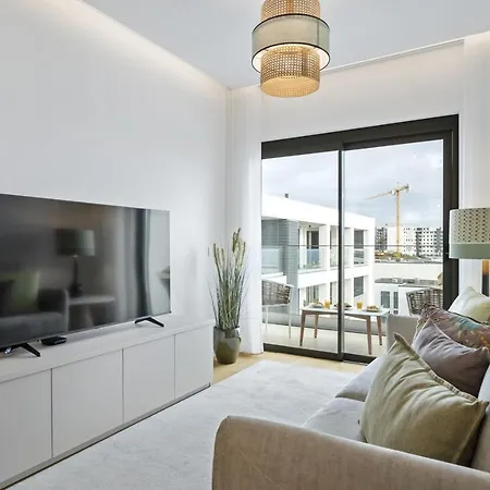 Oceans Whisper By Homie * Funchal (Madeira)