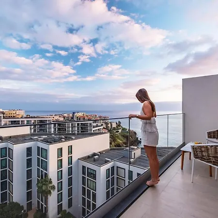 Oceans Whisper By Homie * Funchal (Madeira)