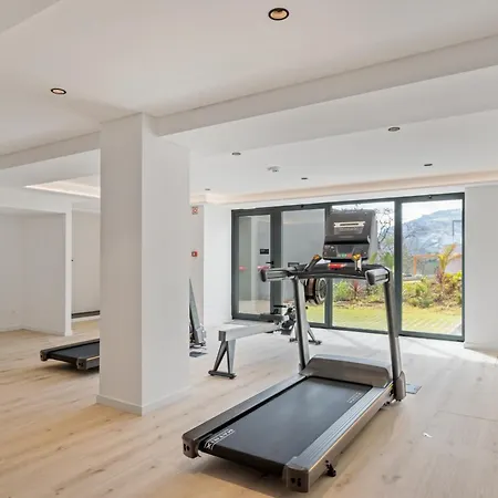 Oceans Whisper By Homie * Funchal (Madeira)